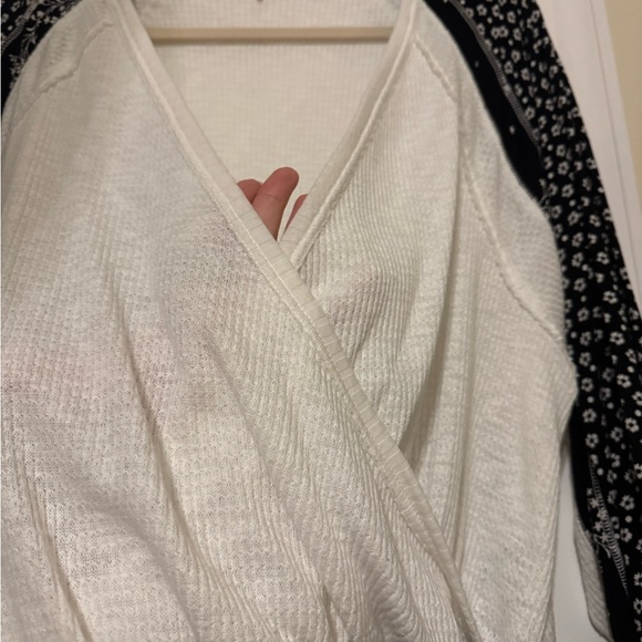 Free People Auxton Wrap Floral Top Black/White 90’s Boho Cottagecore Festival - Picture 8 of 13